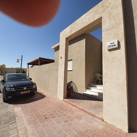 חדר במדבר Hotel Be'er Ora Bagian luar foto